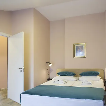 Nusiceva Urban Downtown Apartment *